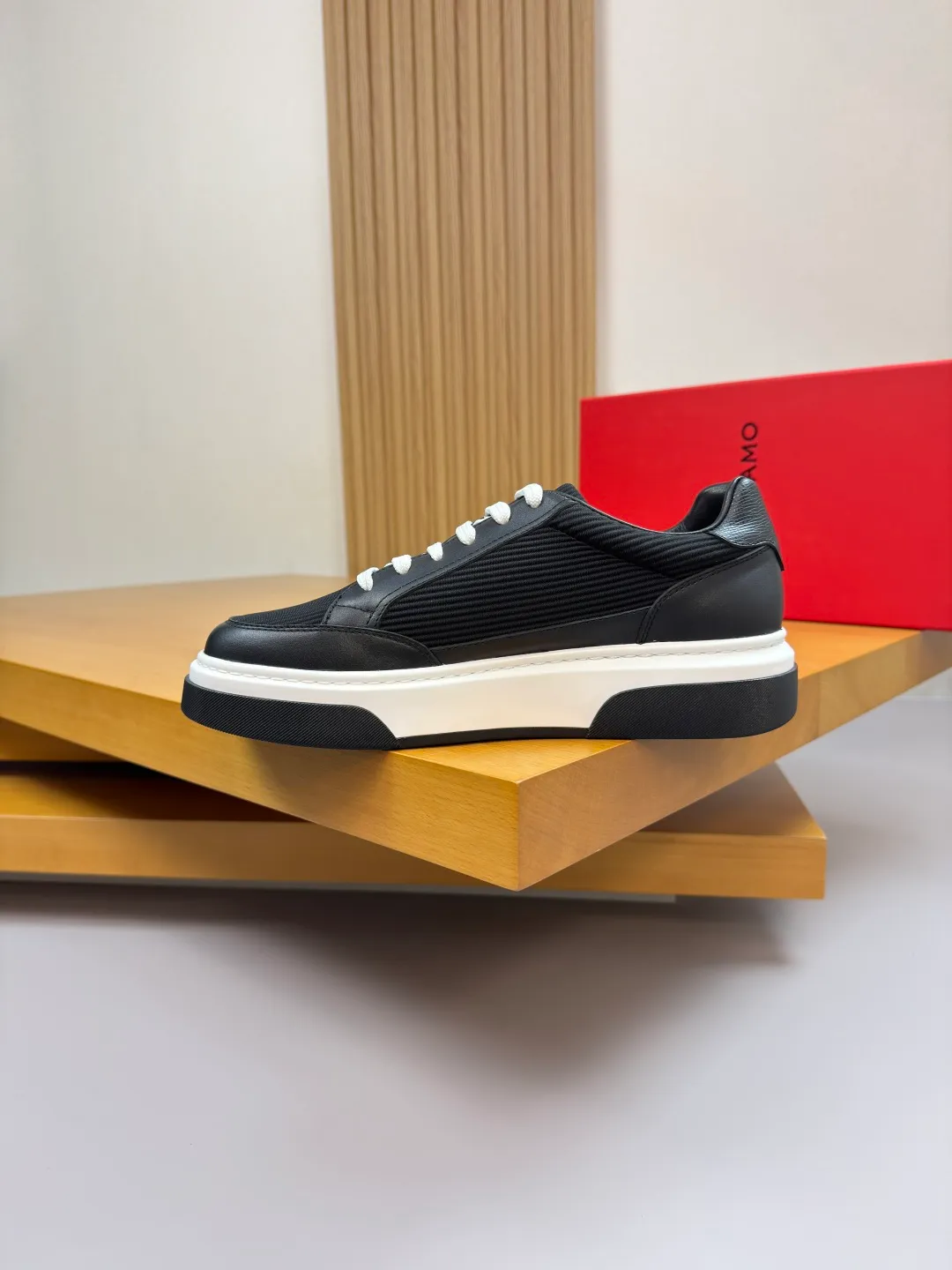 Men's men's shoes 💰420 [New style] 🏃‍♂️🏃‍♂️[ Ferragamo] Ferragamo - High-end quality original order·Casual sports shoes - Upper: 🔝Nappa calfskin, suede calfskin, shoe body. Sewing brand totem, tongue air pressure brand logo - Inner: water-dyed cowhide - Outsole: ultra-light TPU foam rubber; molded outsole -Ultra-high quality control and fine workmanship: outstanding (high-end, extravagance, grade) -Size: 38-45 (46, can be customized)